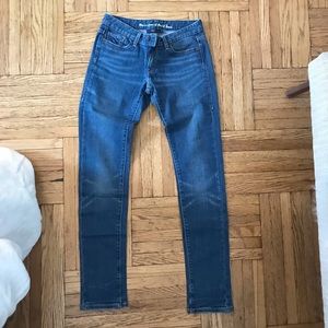 Vintage Levi low rise skinny blue jeans.